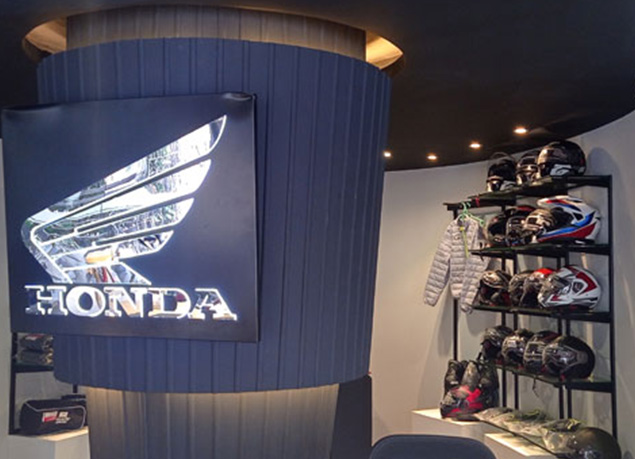 Honda BigWing Showroom at Kolkata